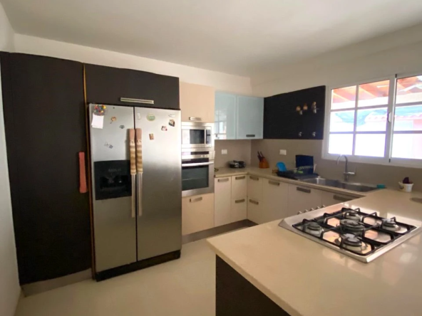 2 Casa en Venta en Margarita con precio de oportunidad