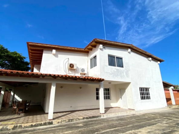 9 Casa en Venta en Margarita con precio de oportunidad