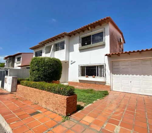 Townhouse en Venta en Margarita con excelente ubicación