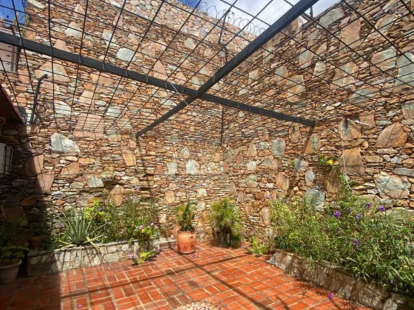 16 Casa en Venta en Margarita con precio de oportunidad