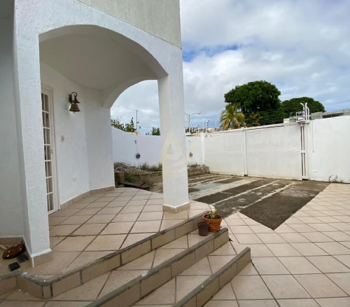 Townhouse en Venta en Margarita con excelente ubicación
