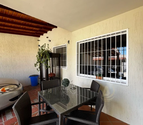 Townhouse en Venta en Margarita con excelente ubicación