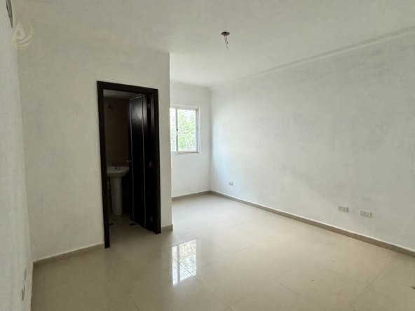 9 Casa en Venta en Margarita con excelente ubicación