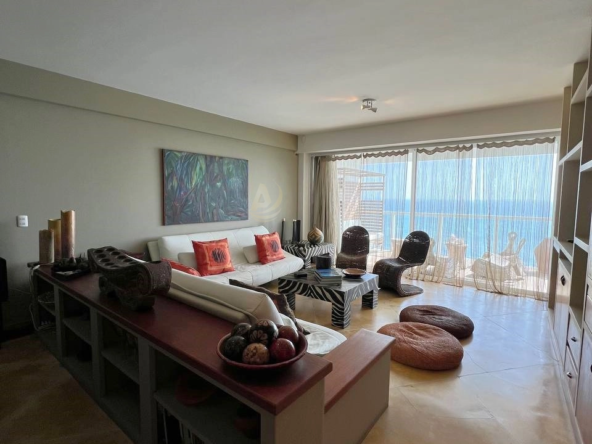11 Apartamentos en Venta en Margarita con vista al mar