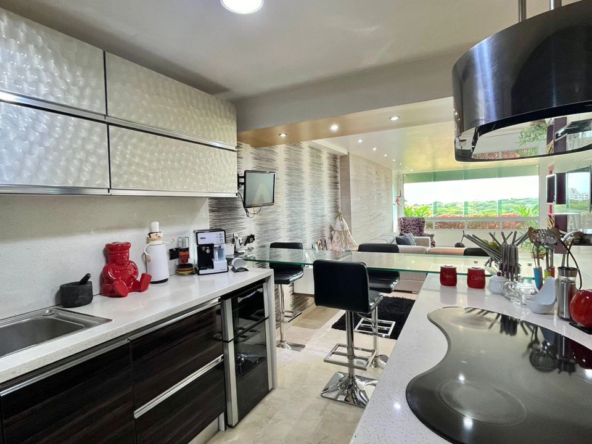12 Apartamentos en Venta en Margarita de Lujo