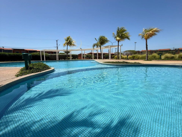 22 Townhouse en Venta en Margarita con excelente ubicación