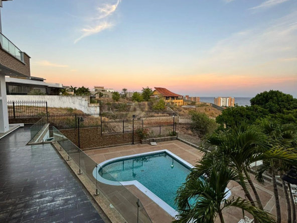 28 Casa de Lujo en Venta en Margarita