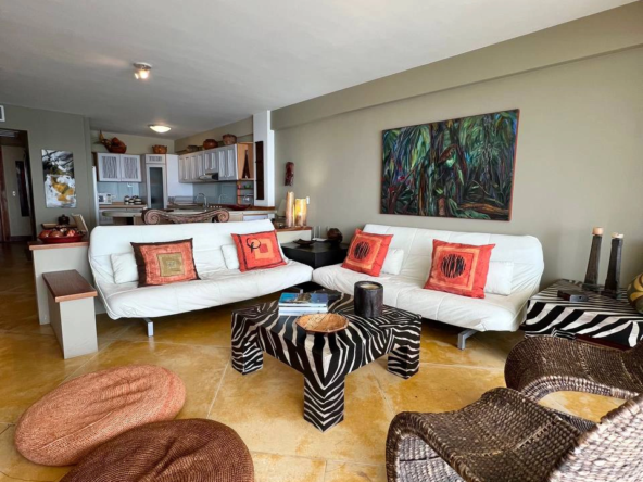 3 Apartamentos en Venta en Margarita con vista al mar