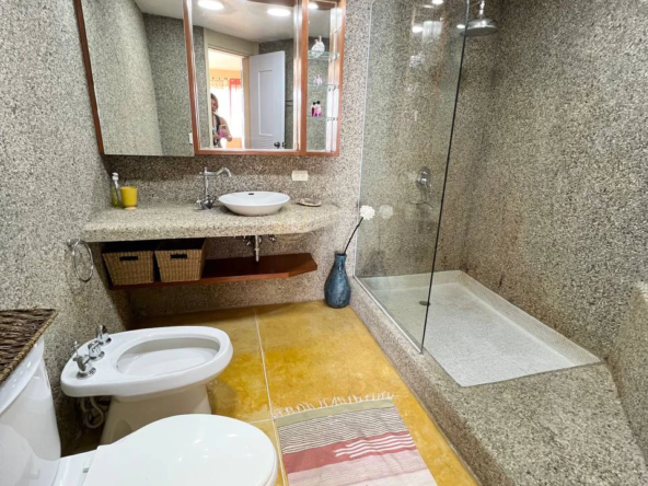 4 Apartamentos en Venta en Margarita con vista al mar
