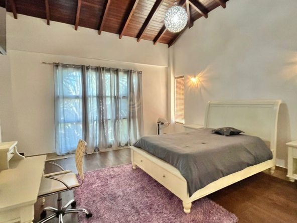 4 Casa en Venta en Margarita de Lujo