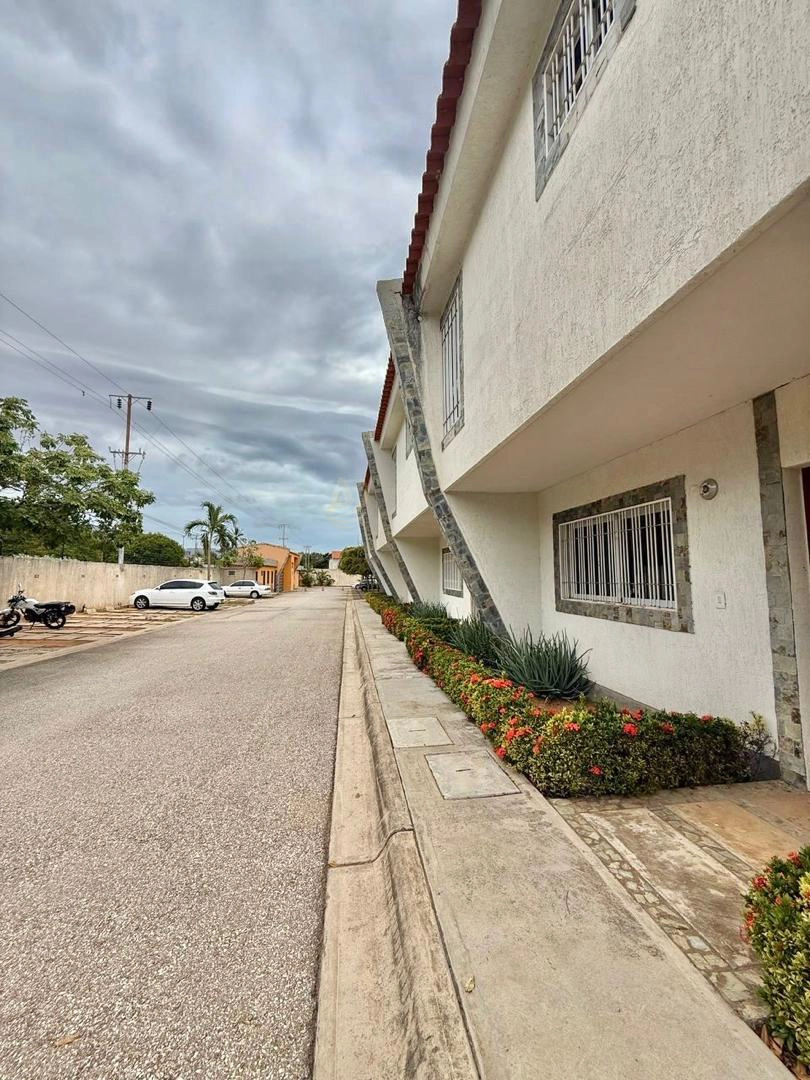 Townhouse en Venta en Margarita con excelente ubicación