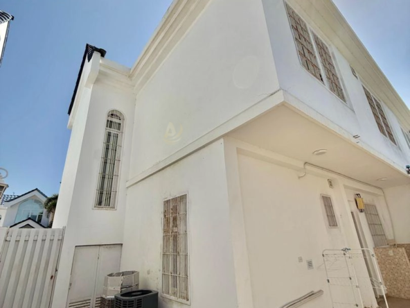 1 Townhouse en Venta en Margarita con excelente ubicación