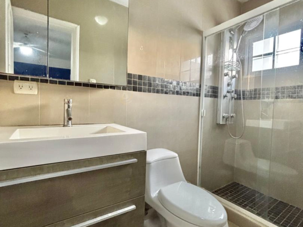 10 Casa en Venta en Margarita con excelente ubicación