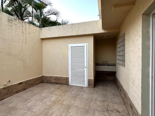 11 Townhouse en Venta en Margarita con excelente ubicación