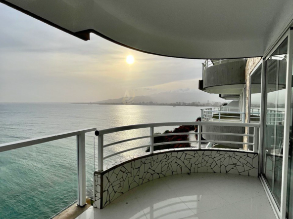 12 Apartamentos en Venta en Margarita con vista al mar