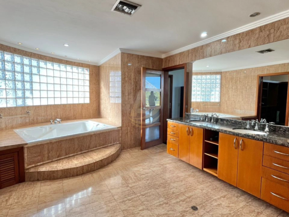 13 Casa en Venta en Margarita de Lujo