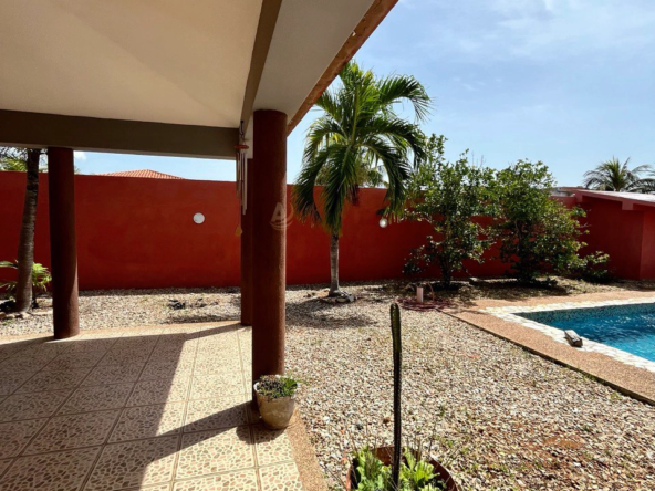 14 Casa en Venta en Margarita con excelente ubicación (1)