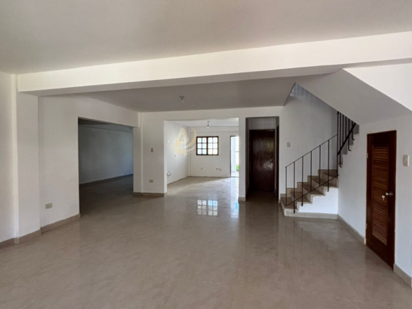 19 Casa en Venta en Margarita con excelente ubicación 2