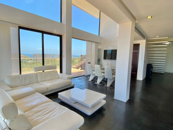 2 Apartamentos en Venta en Margarita de Lujo