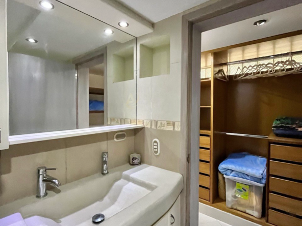 3 Apartamentos en Venta en Margarita con vista al mar