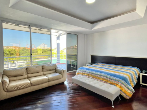 3 Casa en Venta en Margarita de Lujo