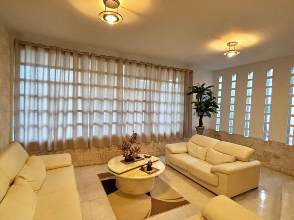 4 Casa en Venta en Margarita con excelente ubicación