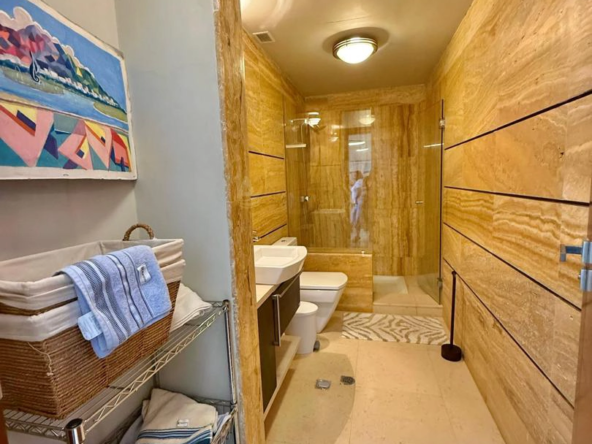 4 Townhouse en Venta en Margarita con excelente ubicación