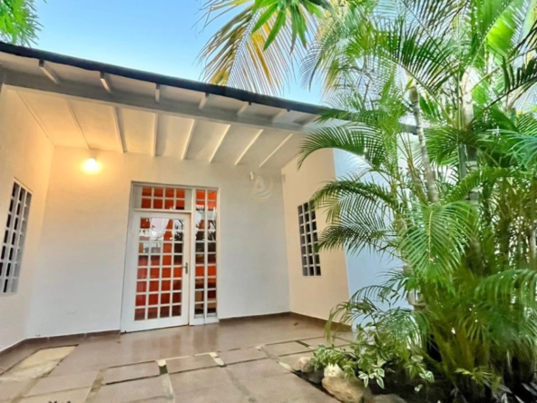 6 Casa en Venta en Margarita con excelente ubicación