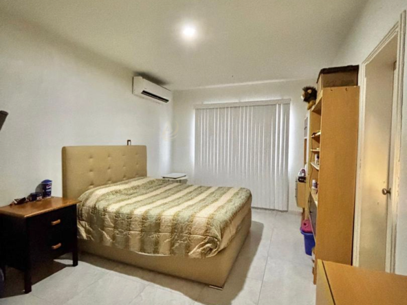 7 Casa en Venta en Margarita con excelente ubicación