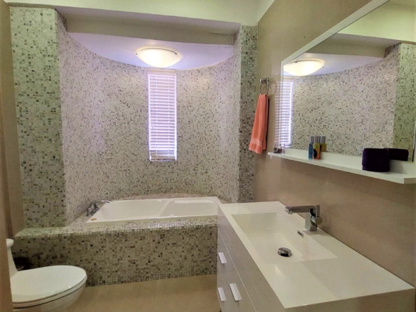 12 Casa en Venta en Margarita de Lujo