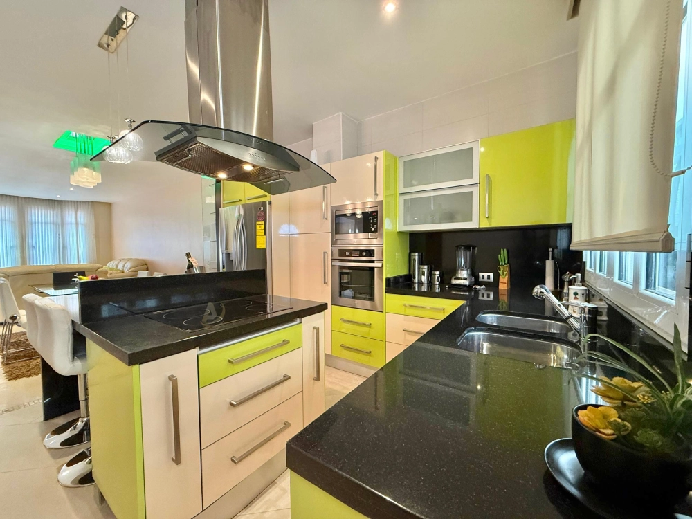 Townhouse en Venta en Margarita de Lujo