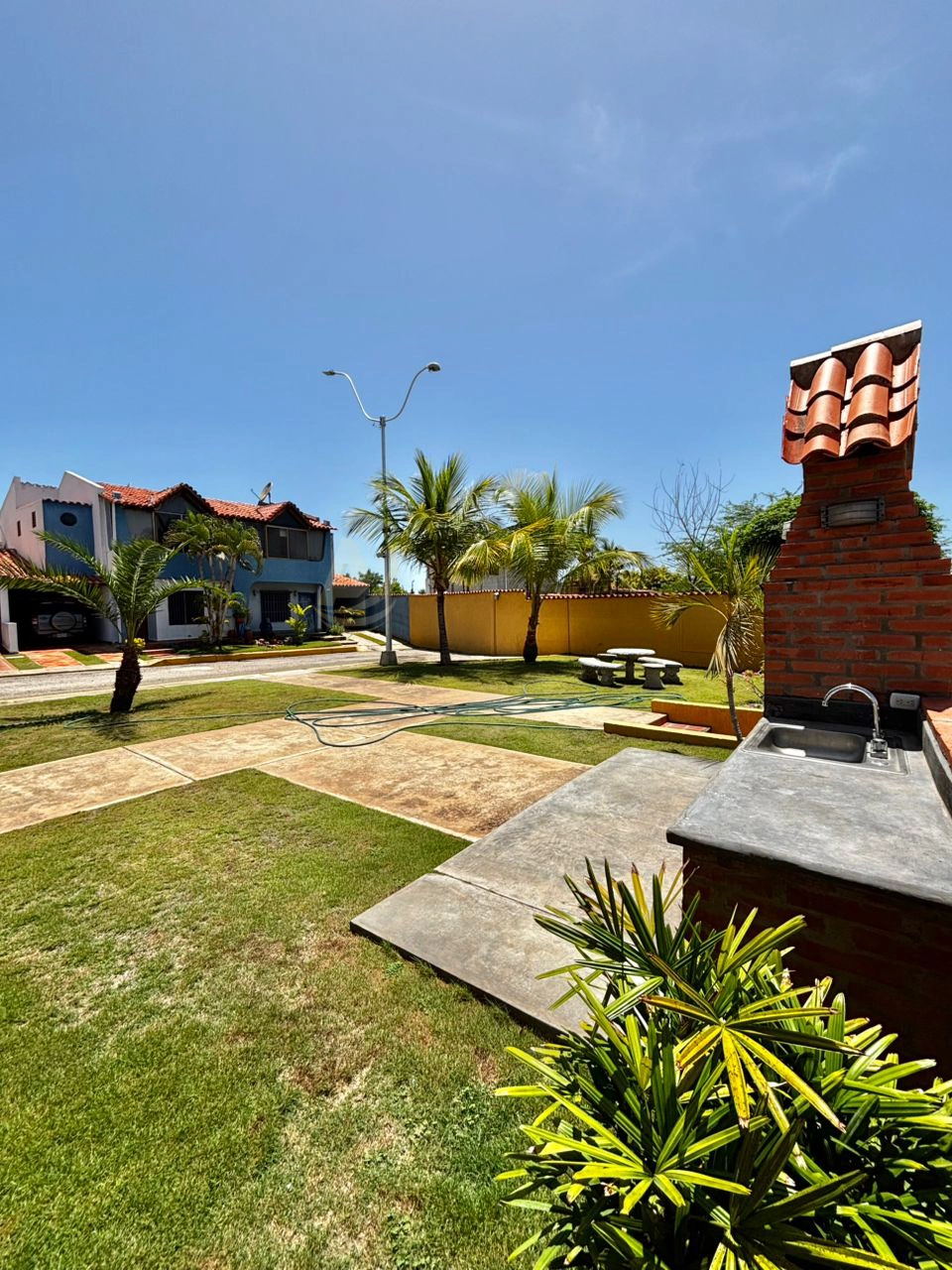 Townhouse en Venta en Margarita con excelente ubicación