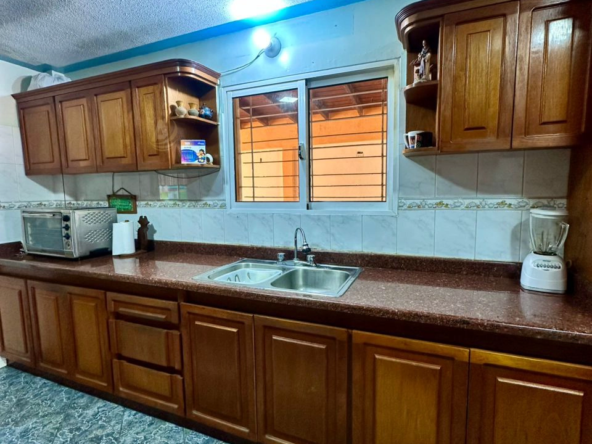 4 Casa en Venta en Margarita con excelente ubicación