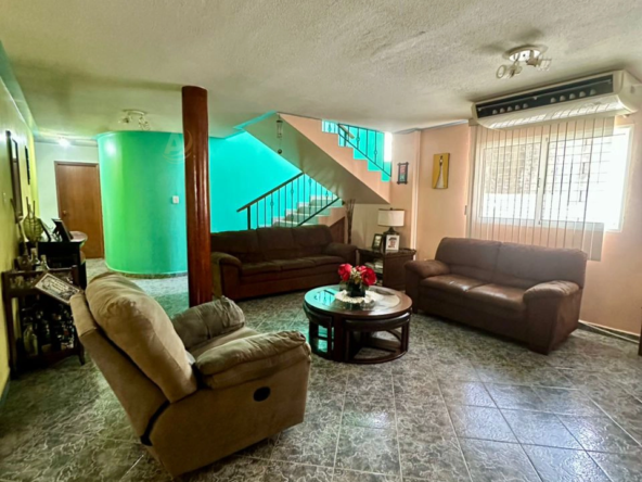 7 Casa en Venta en Margarita con excelente ubicación