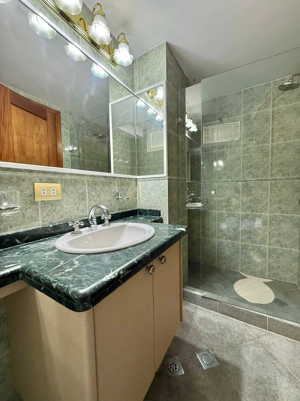 Apartamentos en Venta en Margarita con vista al mar