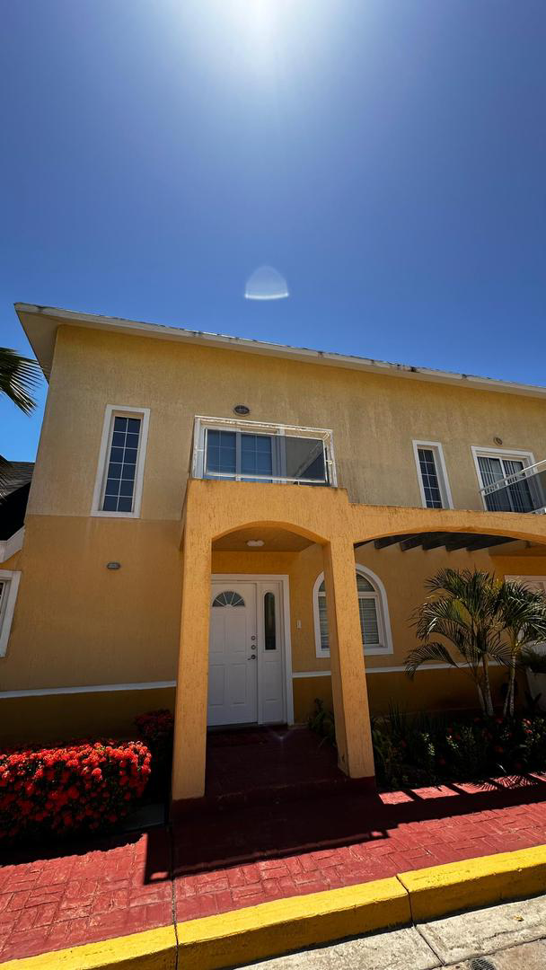 Townhouse en Venta en Margarita con excelente ubicación