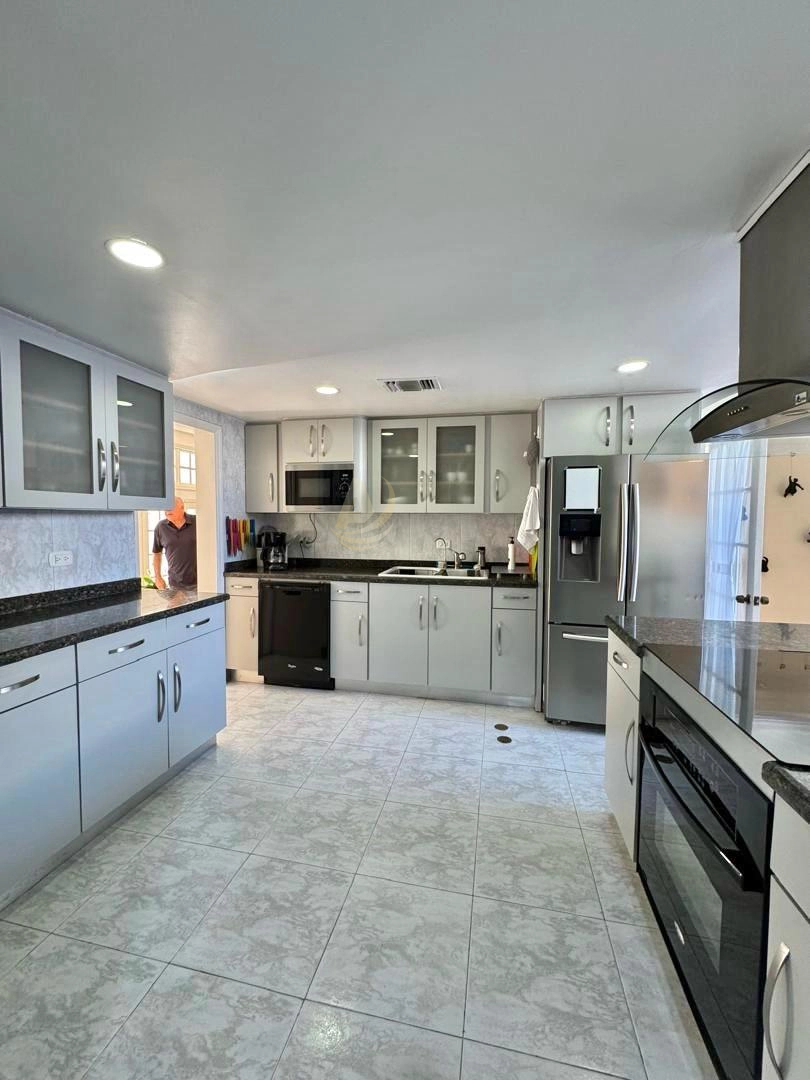 10 Townhouse en Venta en Margarita de Lujo Townhouse en Venta en Margarita de Lujo