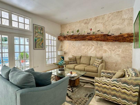 Townhouse en Venta en Margarita de Lujo