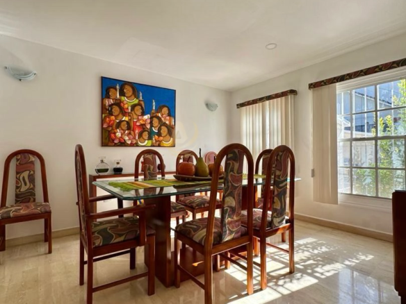 Townhouse en Venta en Margarita de Lujo