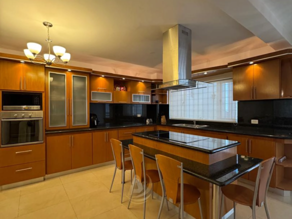 Townhouse en Venta en Margarita con excelente ubicación