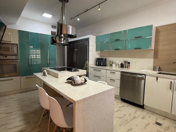 Townhouse en Venta en Margarita de Lujo