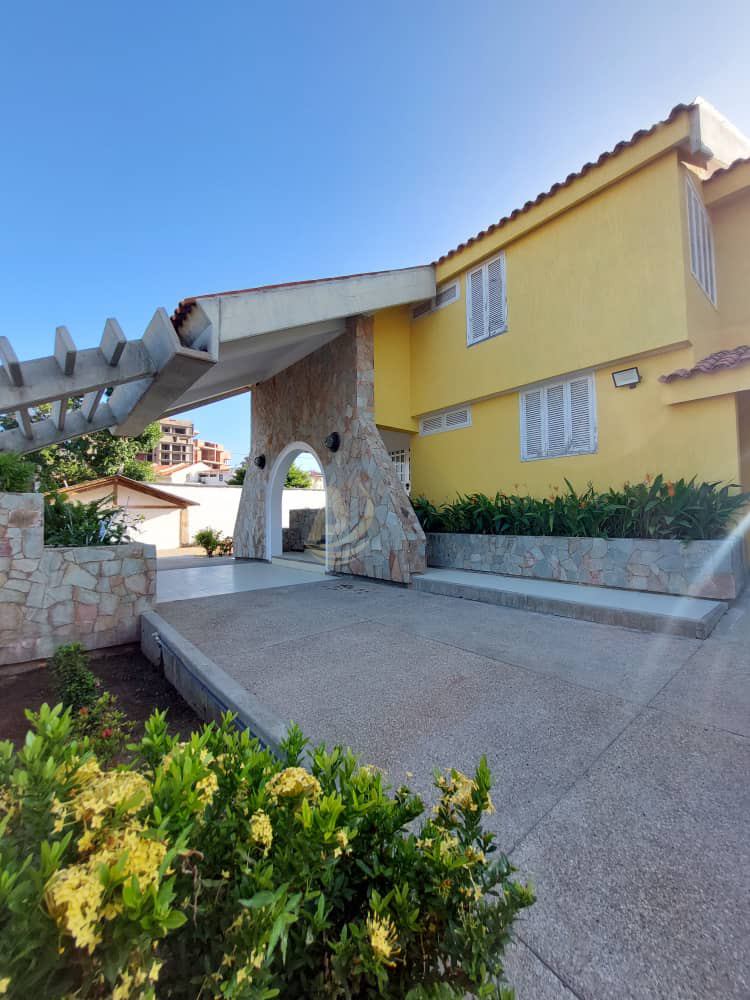 1 Casa en Venta en Margarita con excelente ubicación Casa en Venta en Margarita con excelente ubicación