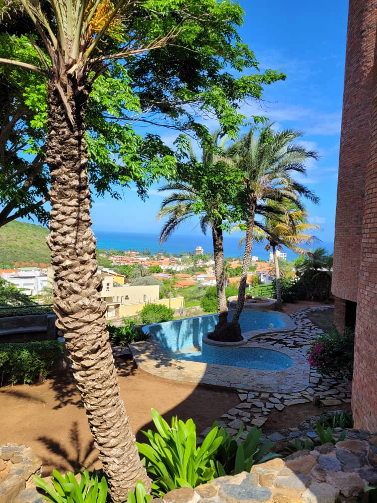 Casa en Venta en Margarita con vista al mar