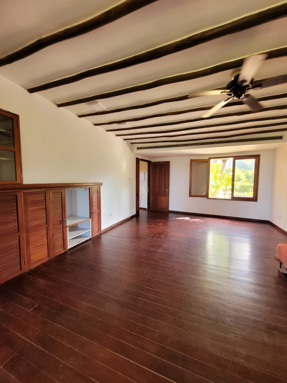 12 Casa en Venta en Margarita con excelente ubicación Casa en Venta en Margarita con excelente ubicación