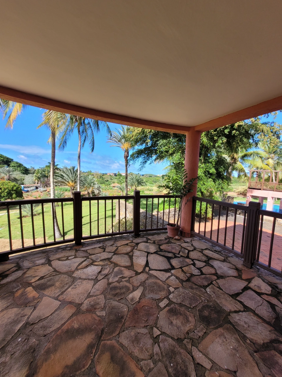 14 Casa en Venta en Margarita con excelente ubicación Casa en Venta en Margarita con excelente ubicación