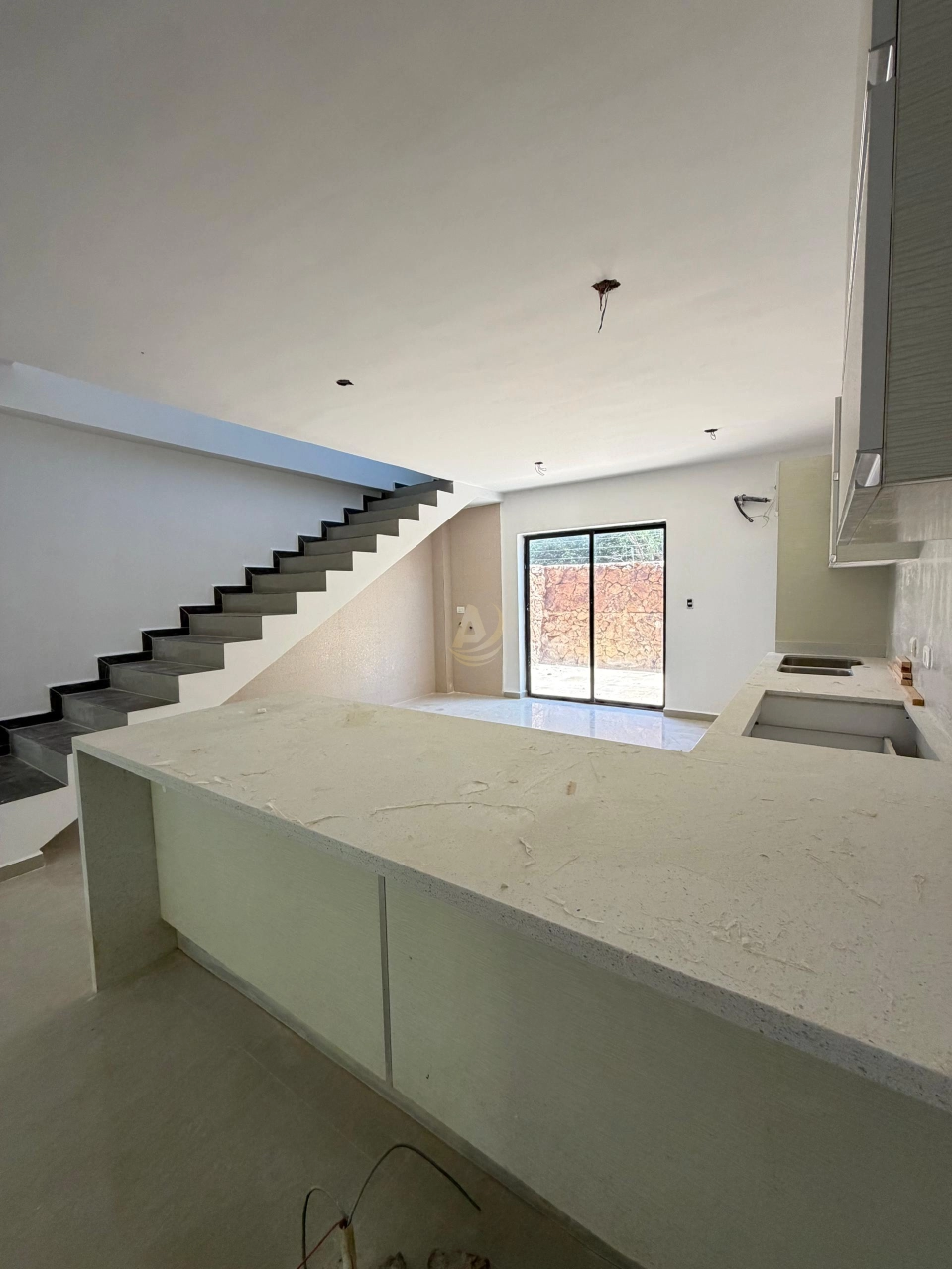 17 Townhouse en Venta en Margarita con excelente ubicación Townhouse en Venta en Margarita con excelente ubicación