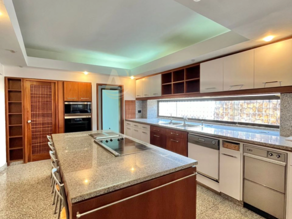 Casa en Venta en Margarita con vista al mar