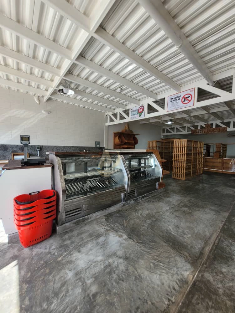 22 Local en Venta en Margarita con excelente ubicación Local en Venta en Margarita con excelente ubicación