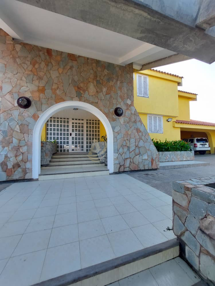 3 Casa en Venta en Margarita con excelente ubicación Casa en Venta en Margarita con excelente ubicación