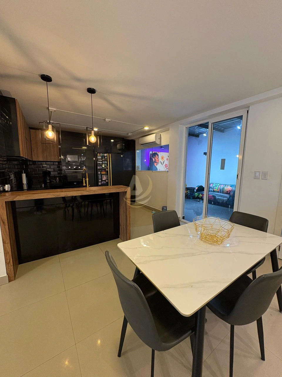 7 Townhouse en Venta en Margarita con excelente ubicación Townhouse en Venta en Margarita con excelente ubicación